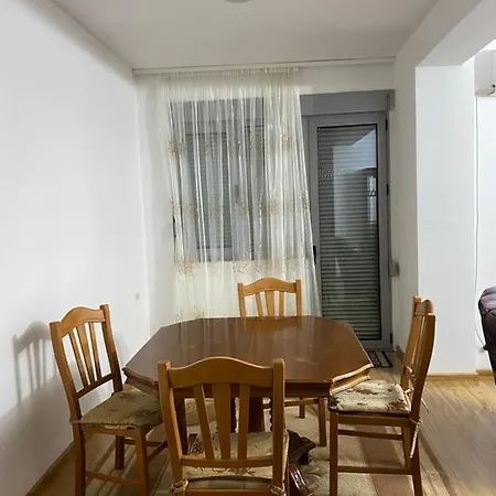 Apartament Me Qera Ditore * Korce